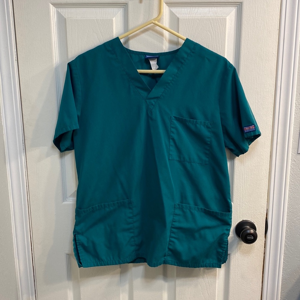 Healthcare men’s scrubs.